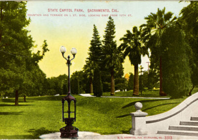 Postcard of Capitol Park 1910-40s
