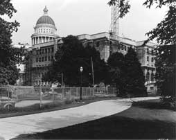 Capitol annex building